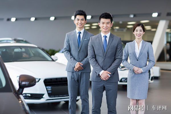 4S店窮途末路？汽車銷售直營化浪潮下的轉(zhuǎn)型思考